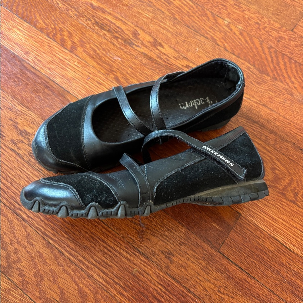 Skechers Black Mary Jane Ballet Flat Sneakers US size 7 EU 37